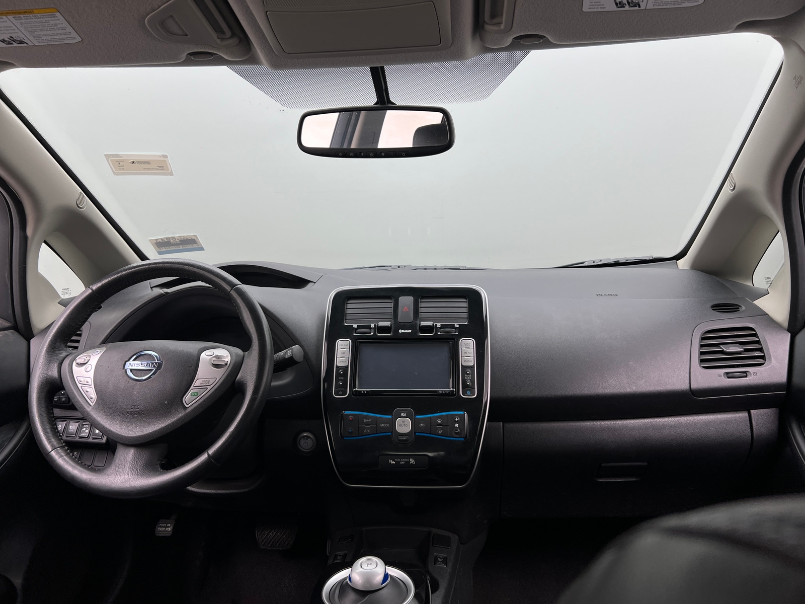 Thumbnail: 2015 Nissan Leaf - 2