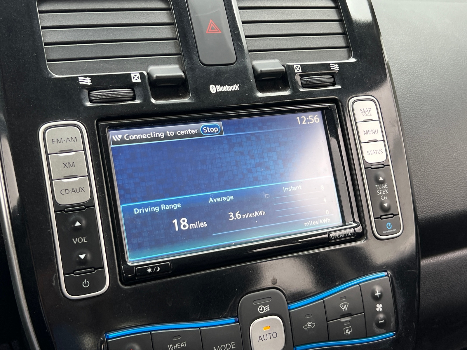 Thumbnail: 2015 Nissan Leaf - 3