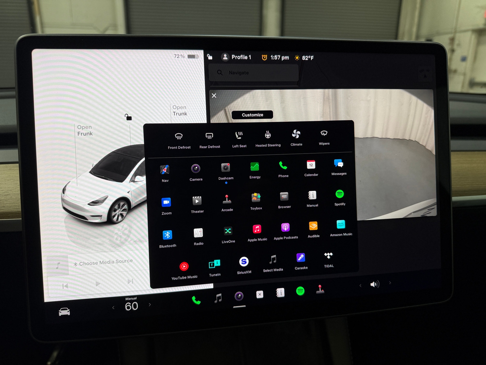 Thumbnail: 2023 Tesla Model Y - 4