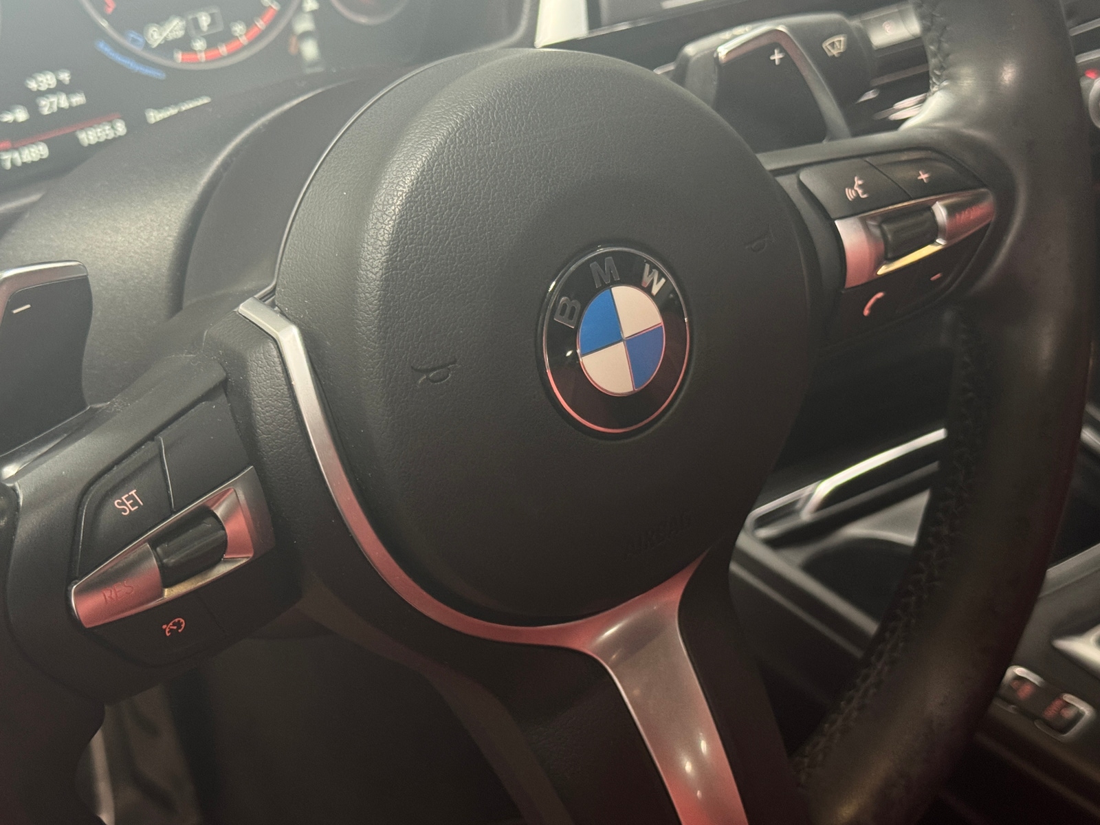 Thumbnail: 2017 BMW 3 Series - 4