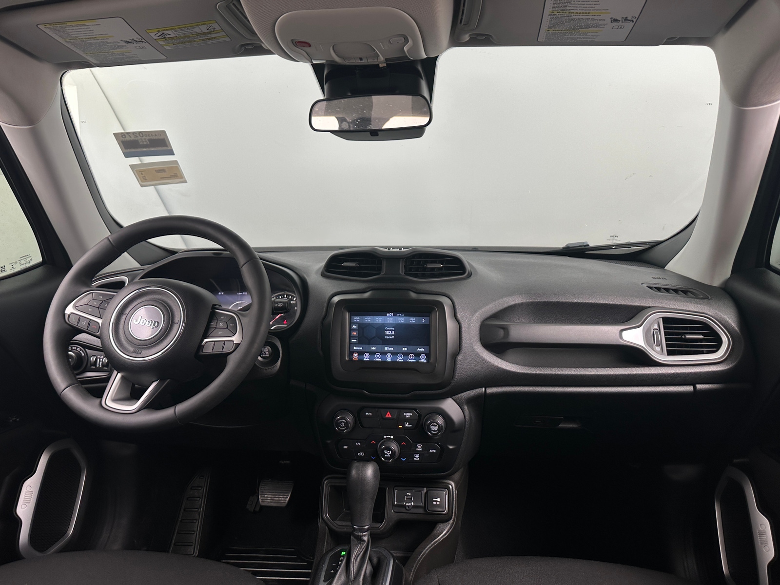 Thumbnail: 2021 Jeep Renegade - 3