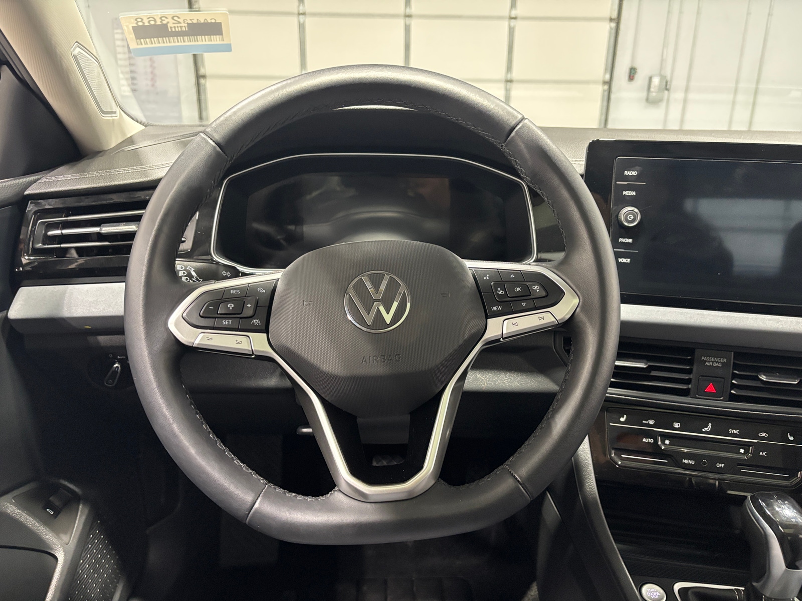 Thumbnail: 2025 Volkswagen Jetta - 4