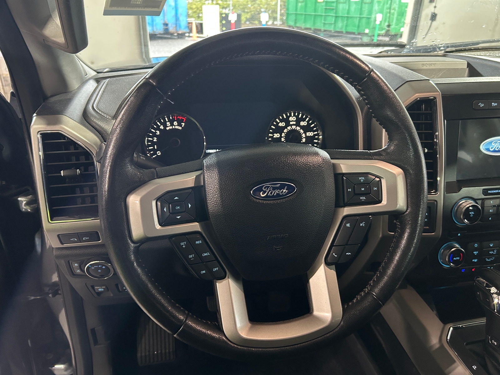 Thumbnail: 2017 Ford Econoline - 4