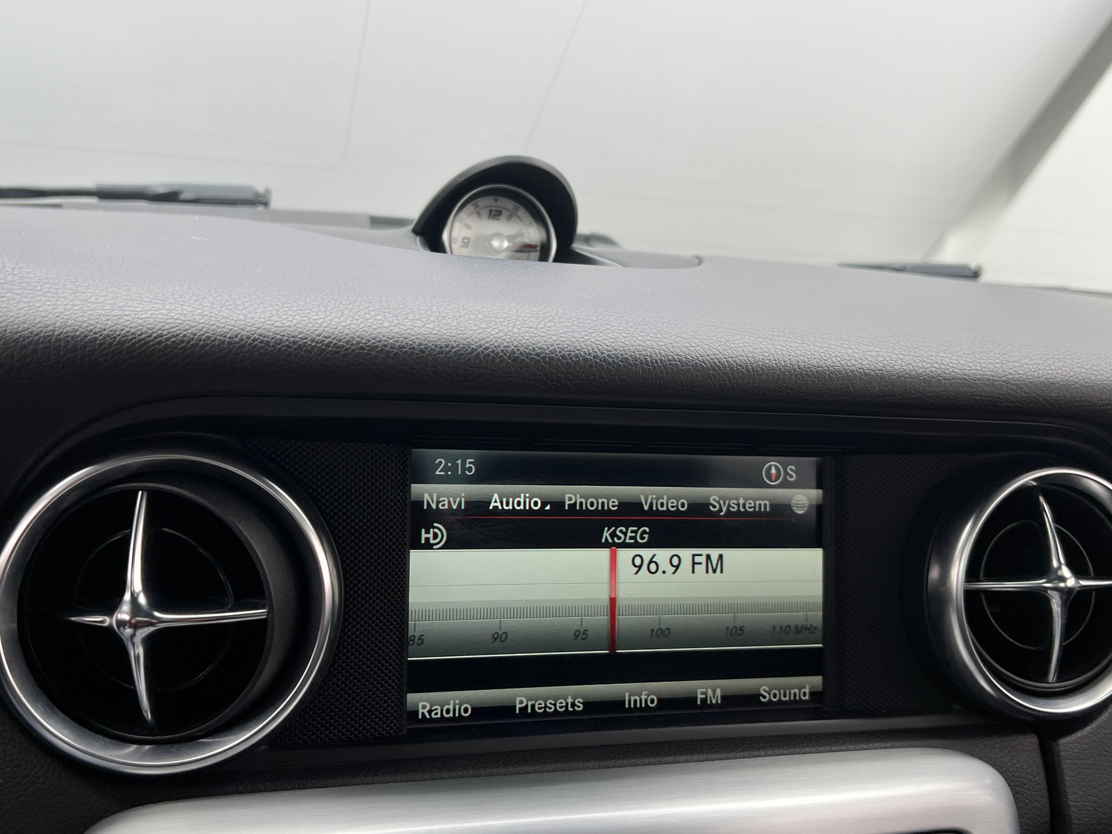 Thumbnail: 2016 Mercedes-Benz SLK - 2