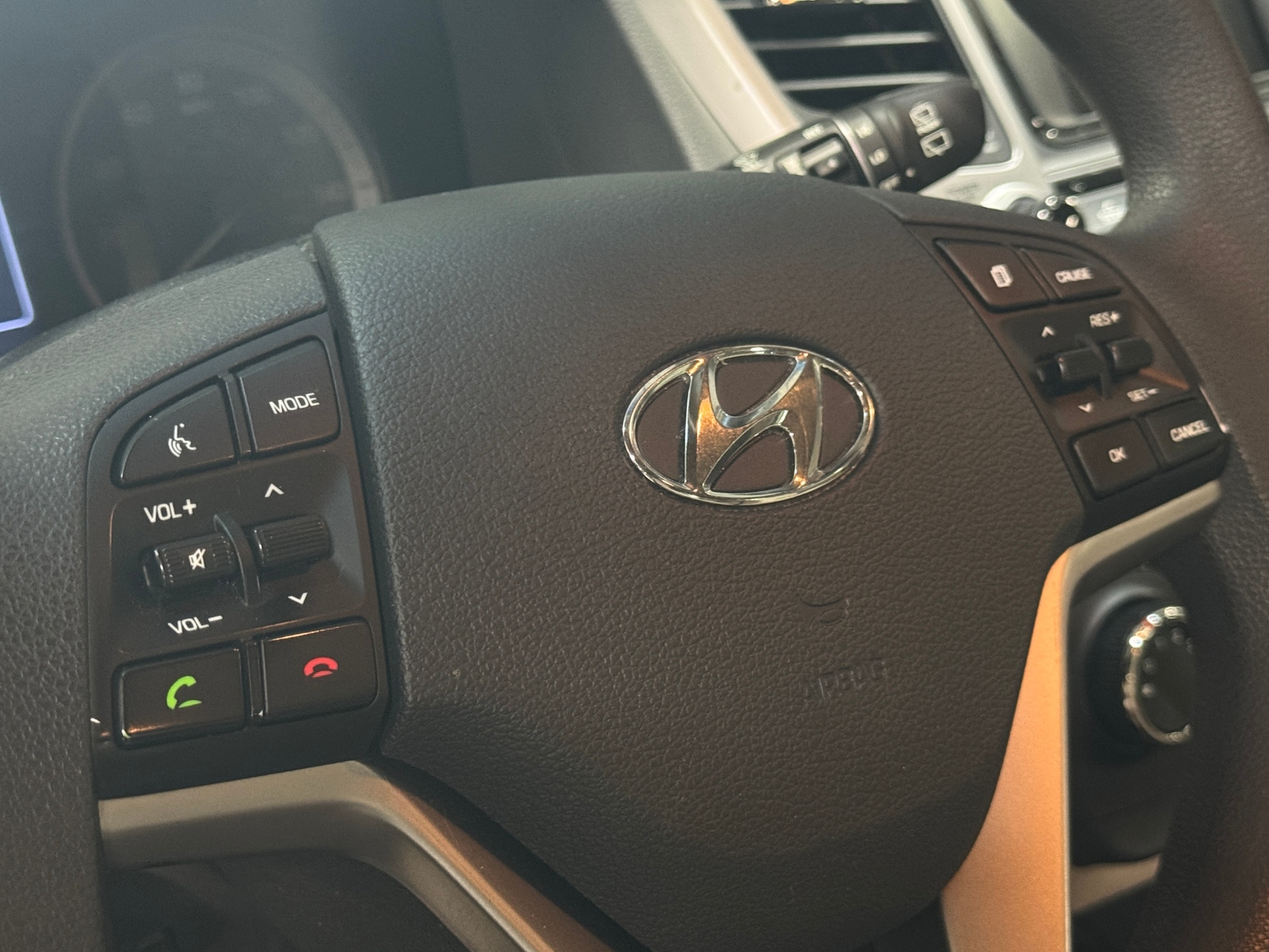 Thumbnail: 2017 Hyundai Tucson - 5