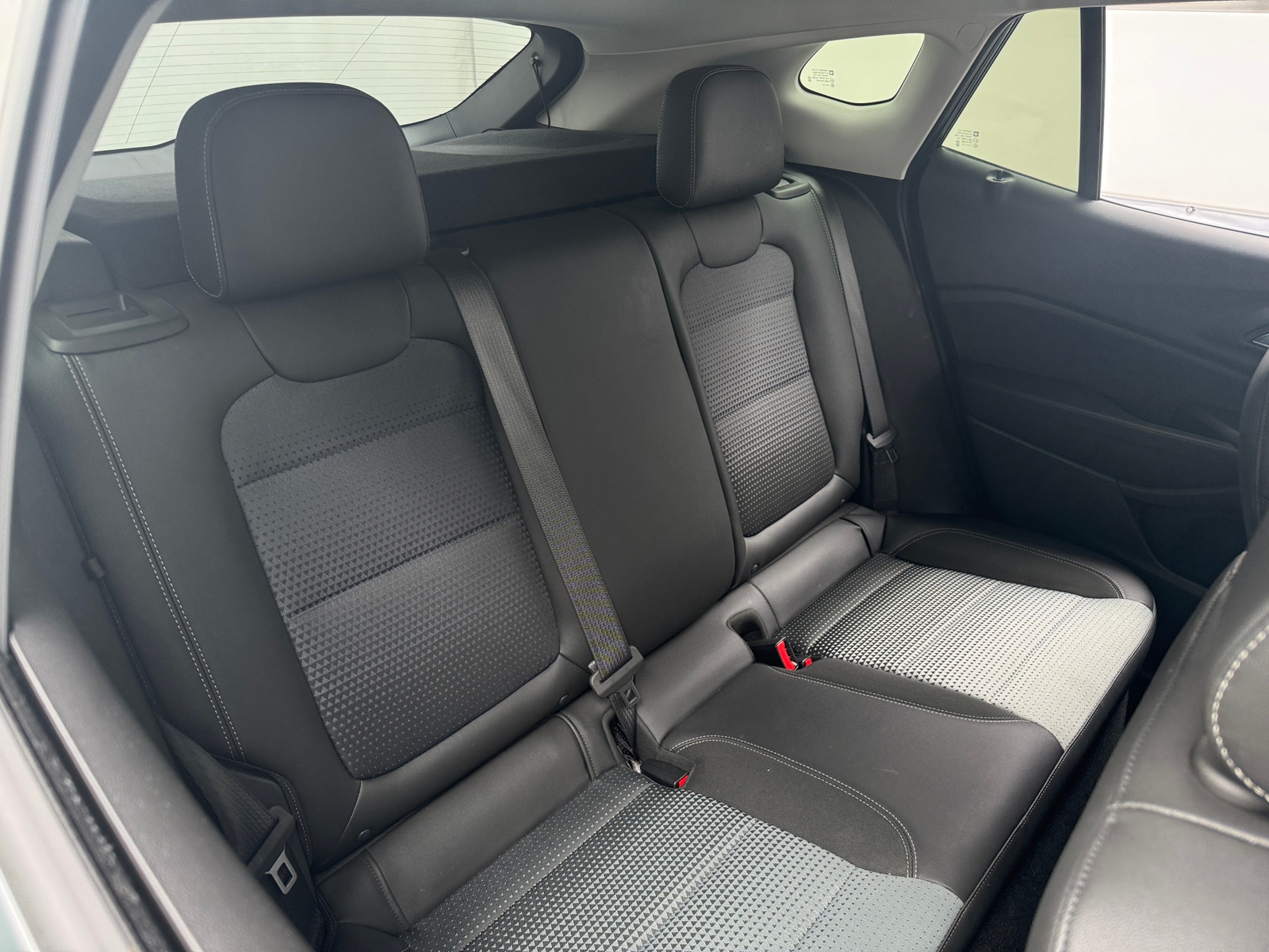 Thumbnail: 2025 Chevrolet Trax - 6