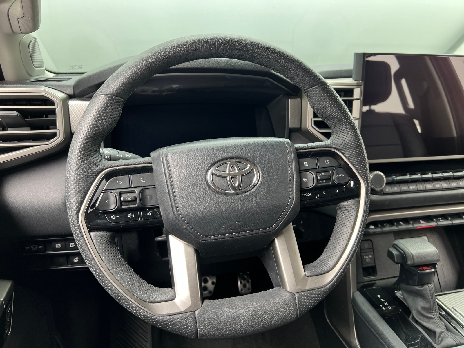 Thumbnail: 2024 Toyota Sequoia - 4