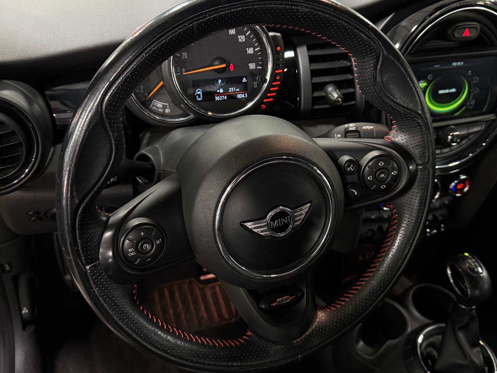 Thumbnail: 2017 MINI Cooper Convertible - 4