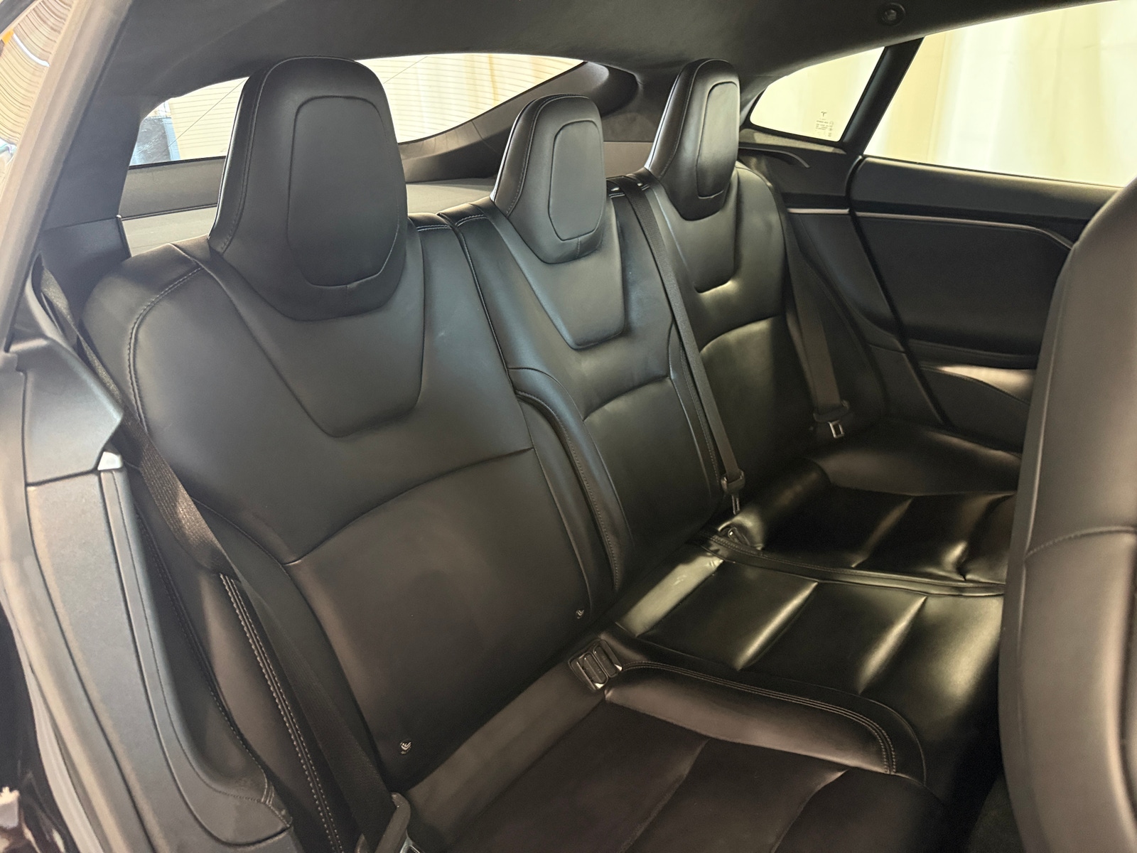 Thumbnail: 2019 Tesla Model S - 5