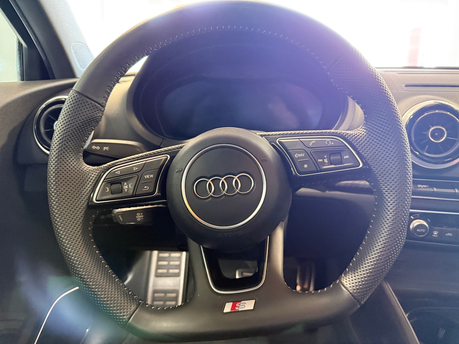 Thumbnail: 2017 Audi S3 - 4