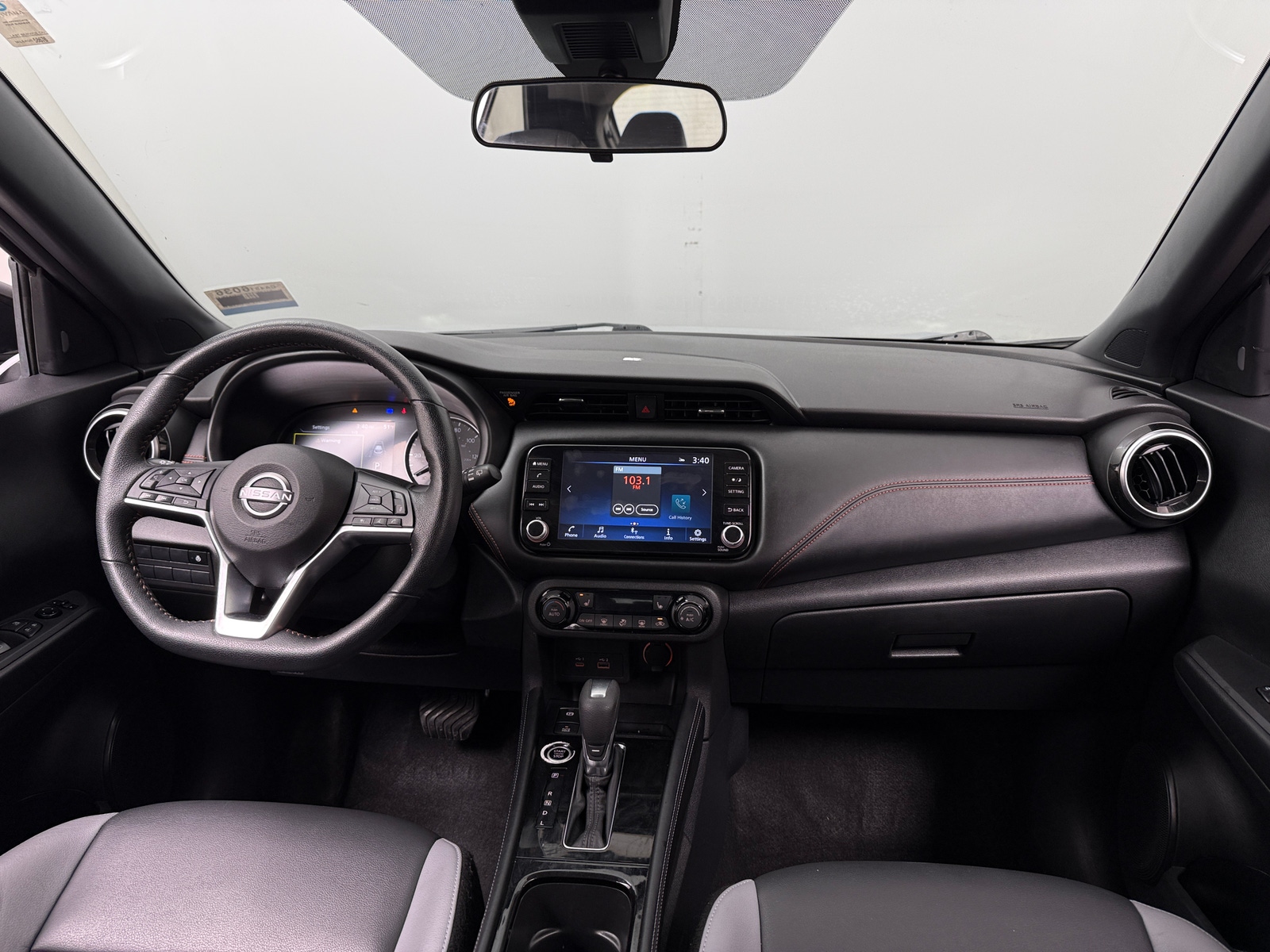 Thumbnail: 2023 Nissan Kicks - 3