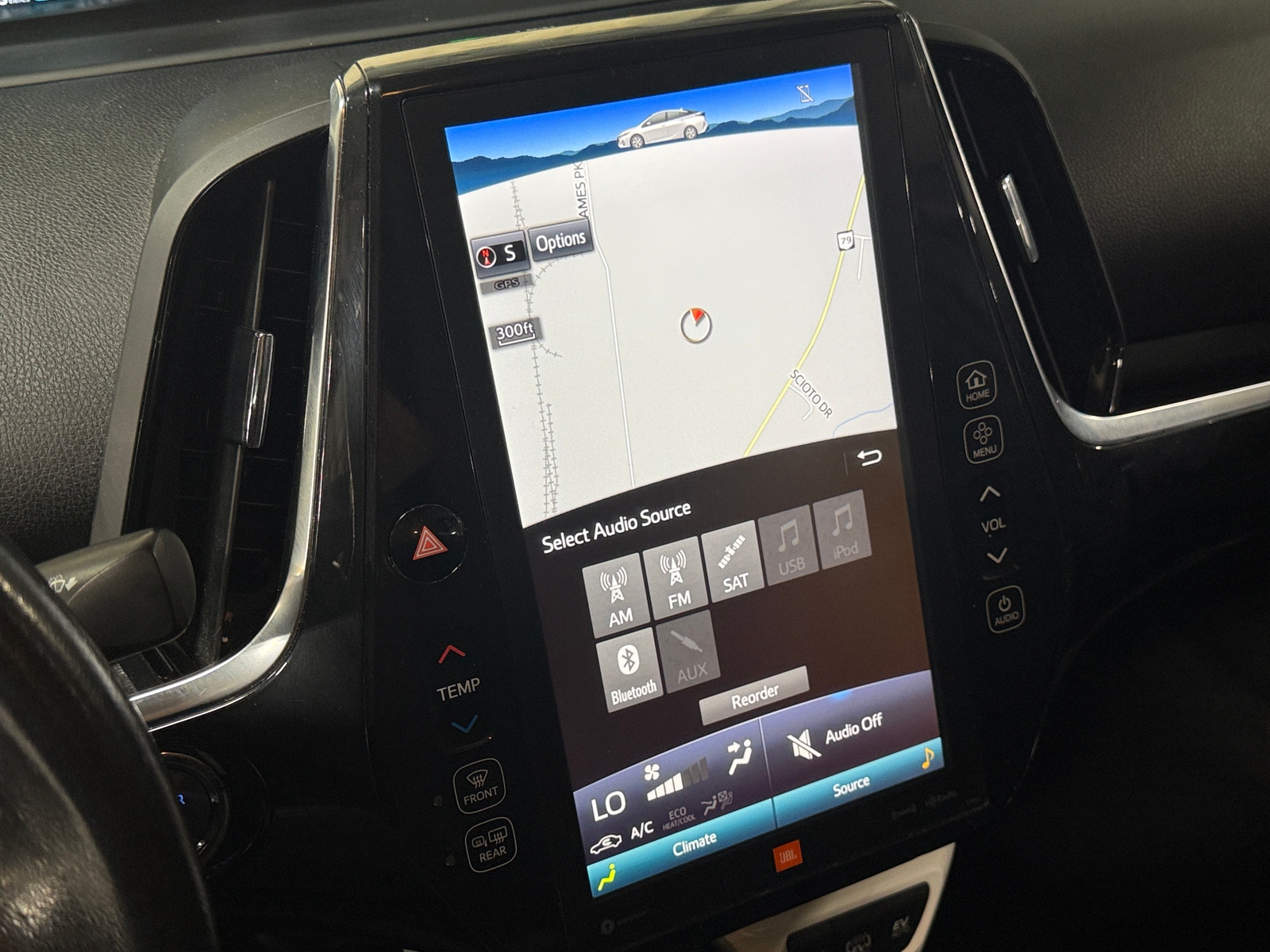 Thumbnail: 2018 Toyota Prius Prime - 3