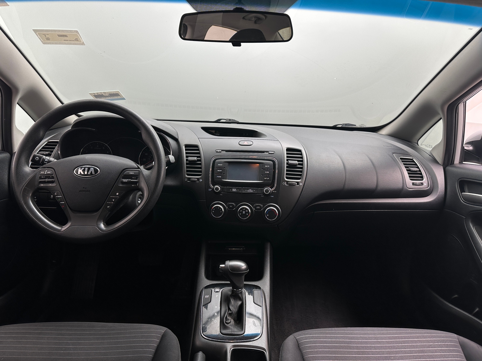 Thumbnail: 2018 Kia Forte - 3