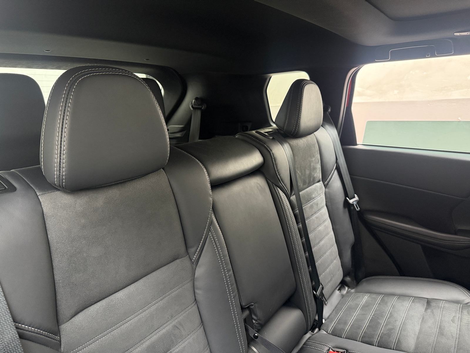 Thumbnail: 2022 Mitsubishi Outlander - 6