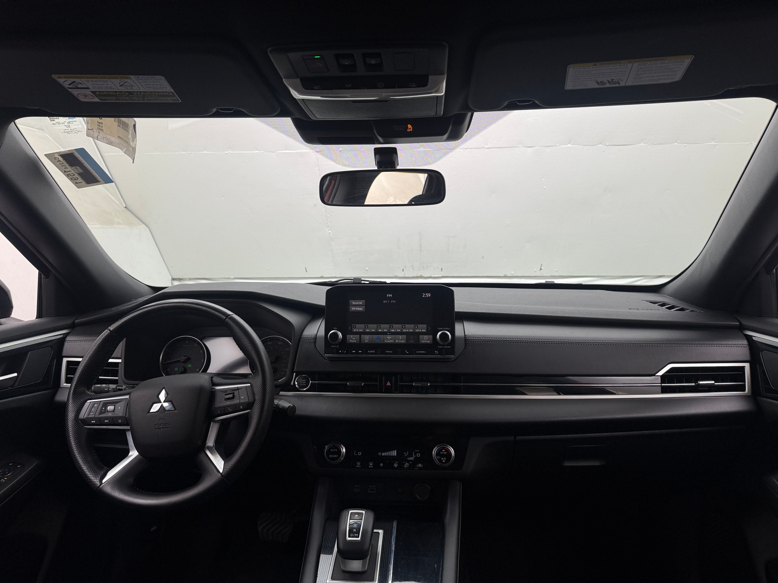 Thumbnail: 2022 Mitsubishi Outlander - 3