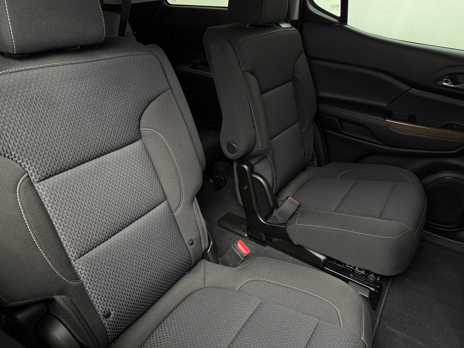 Thumbnail: 2023 GMC Acadia - 6