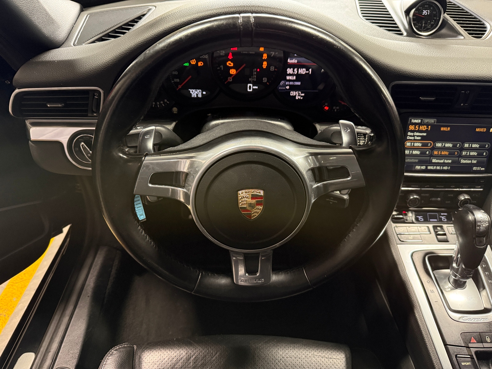 Thumbnail: 2015 Porsche 911 - 3