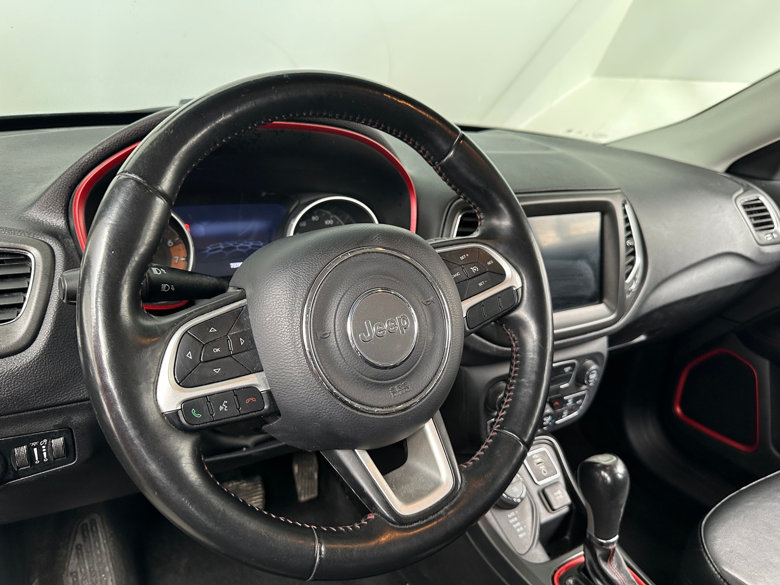 Thumbnail: 2019 Jeep Compass - 4