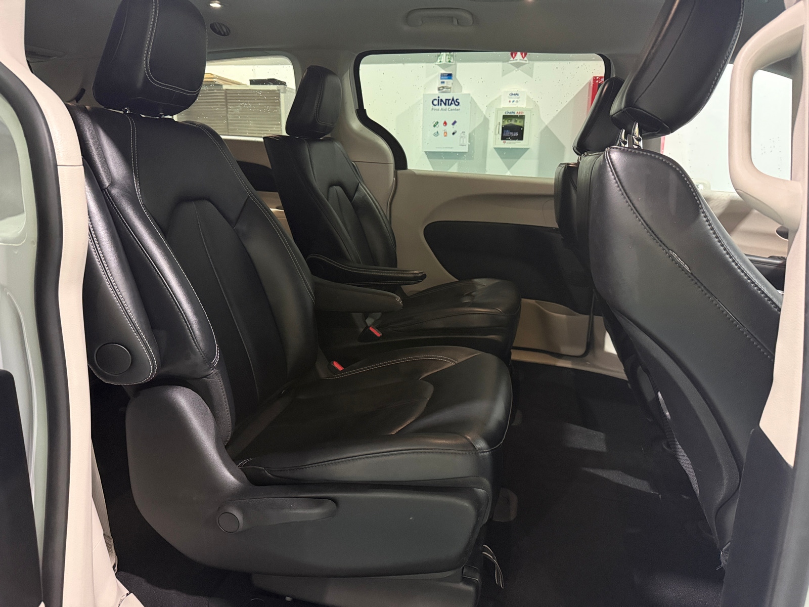 Thumbnail: 2024 Chrysler Pacifica - 5