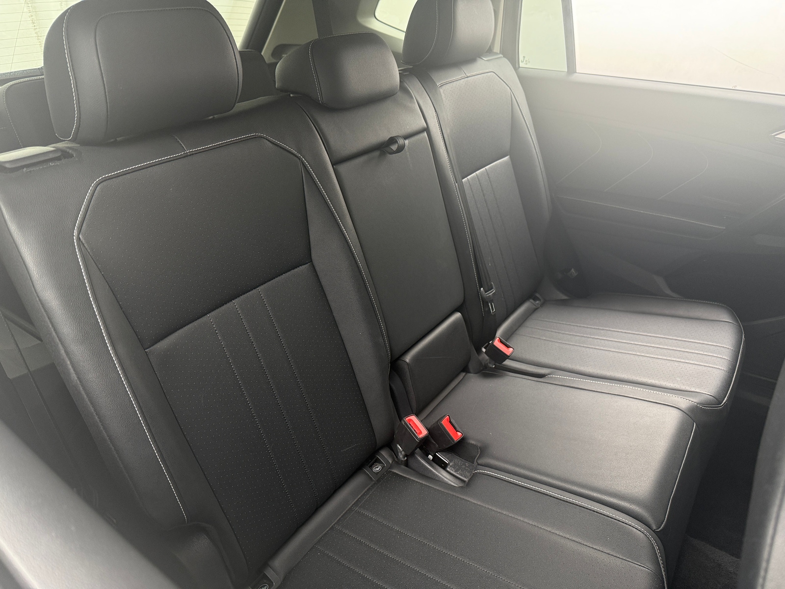 Thumbnail: 2023 Volkswagen Tiguan - 5