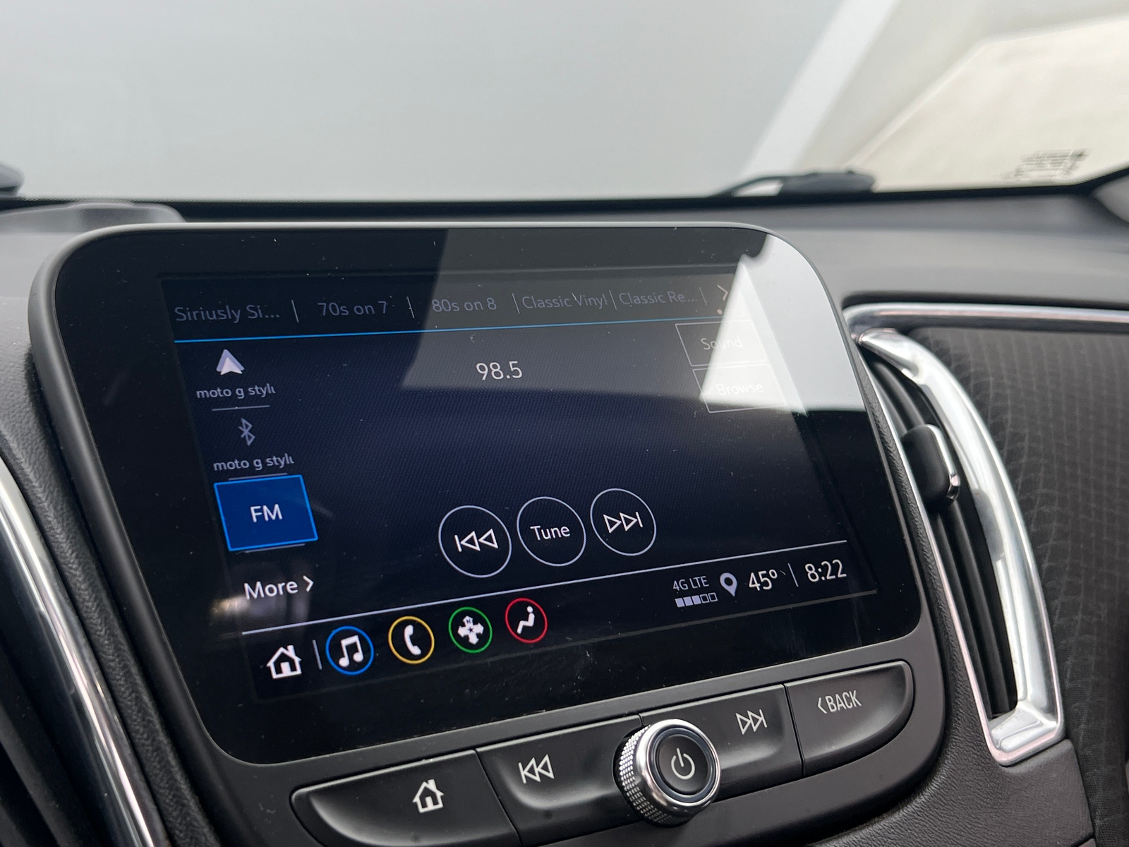 Thumbnail: 2021 Chevrolet Malibu - 4