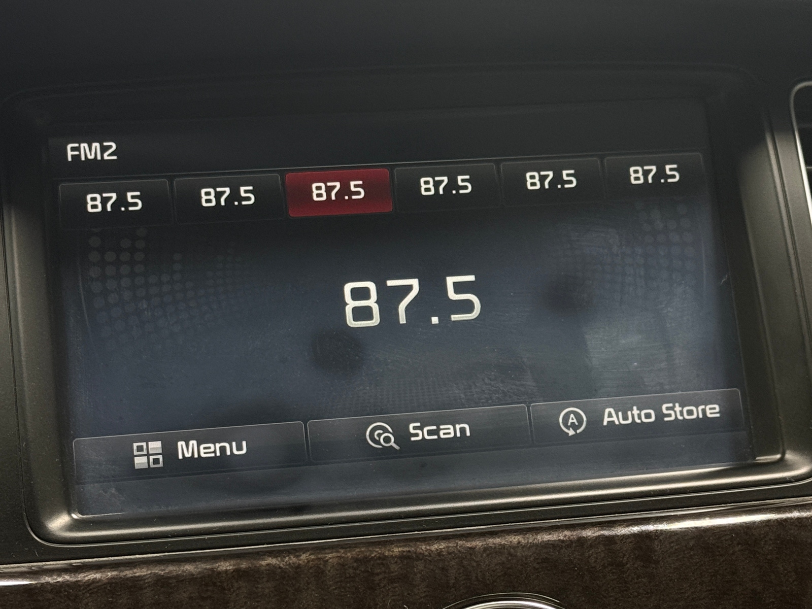 Thumbnail: 2014 Kia Cadenza - 3