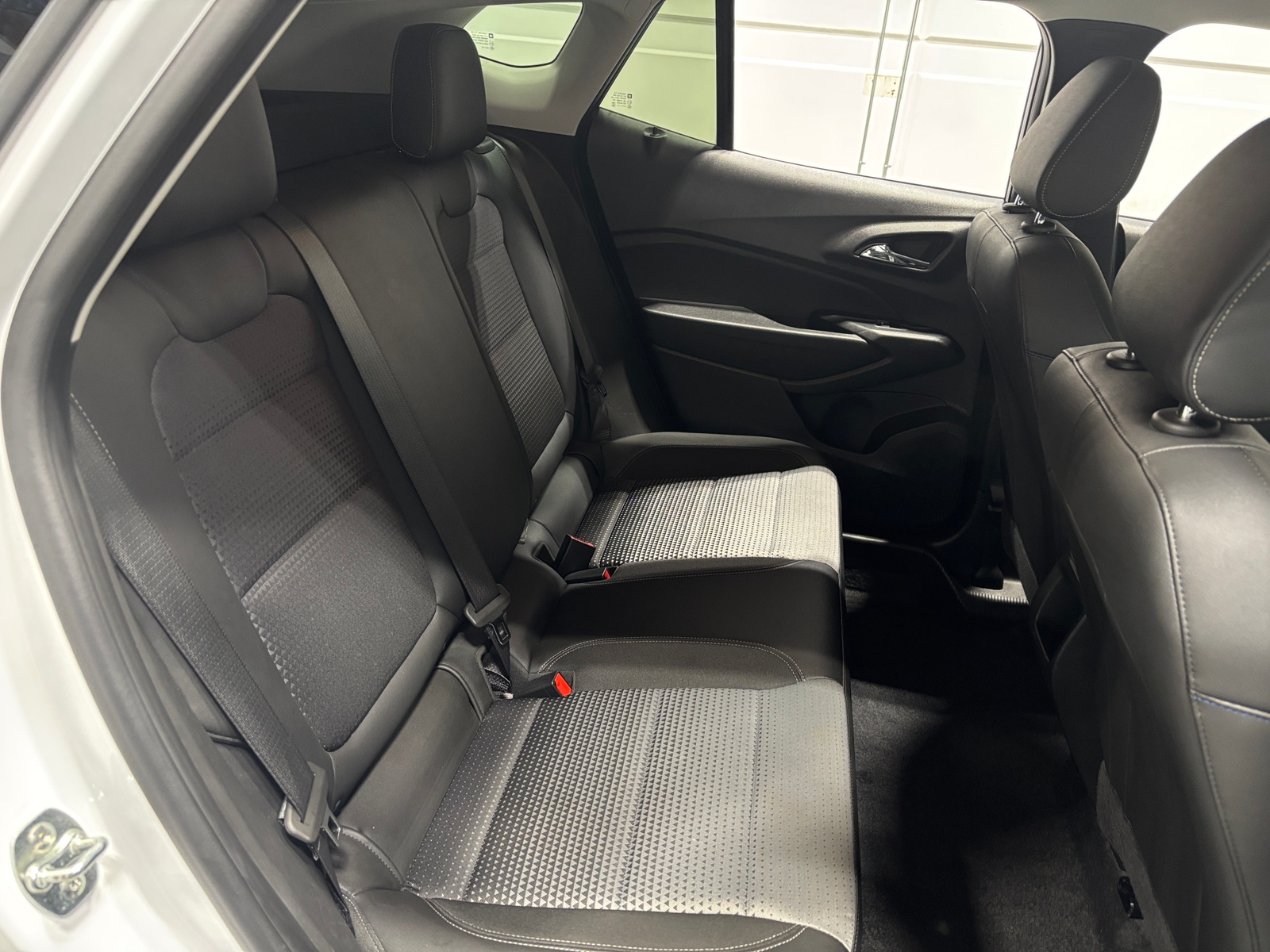 Thumbnail: 2025 Chevrolet Trax - 6