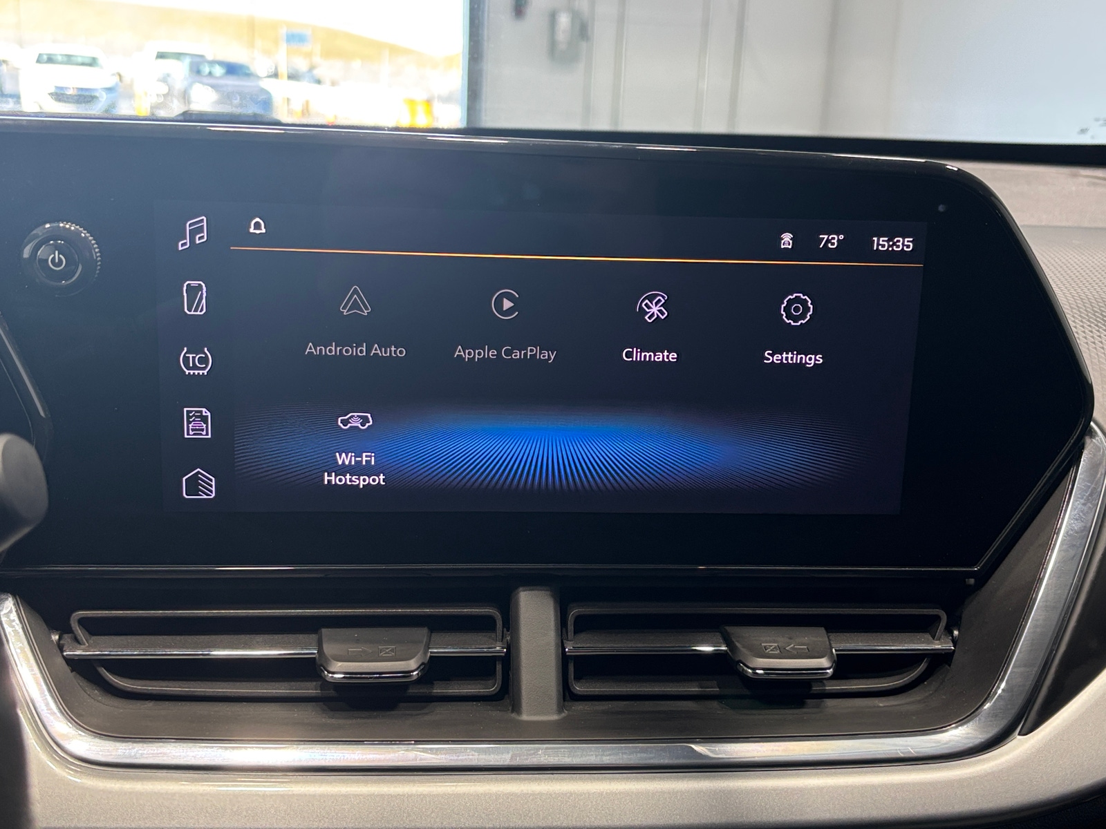 Thumbnail: 2025 Chevrolet Trax - 4