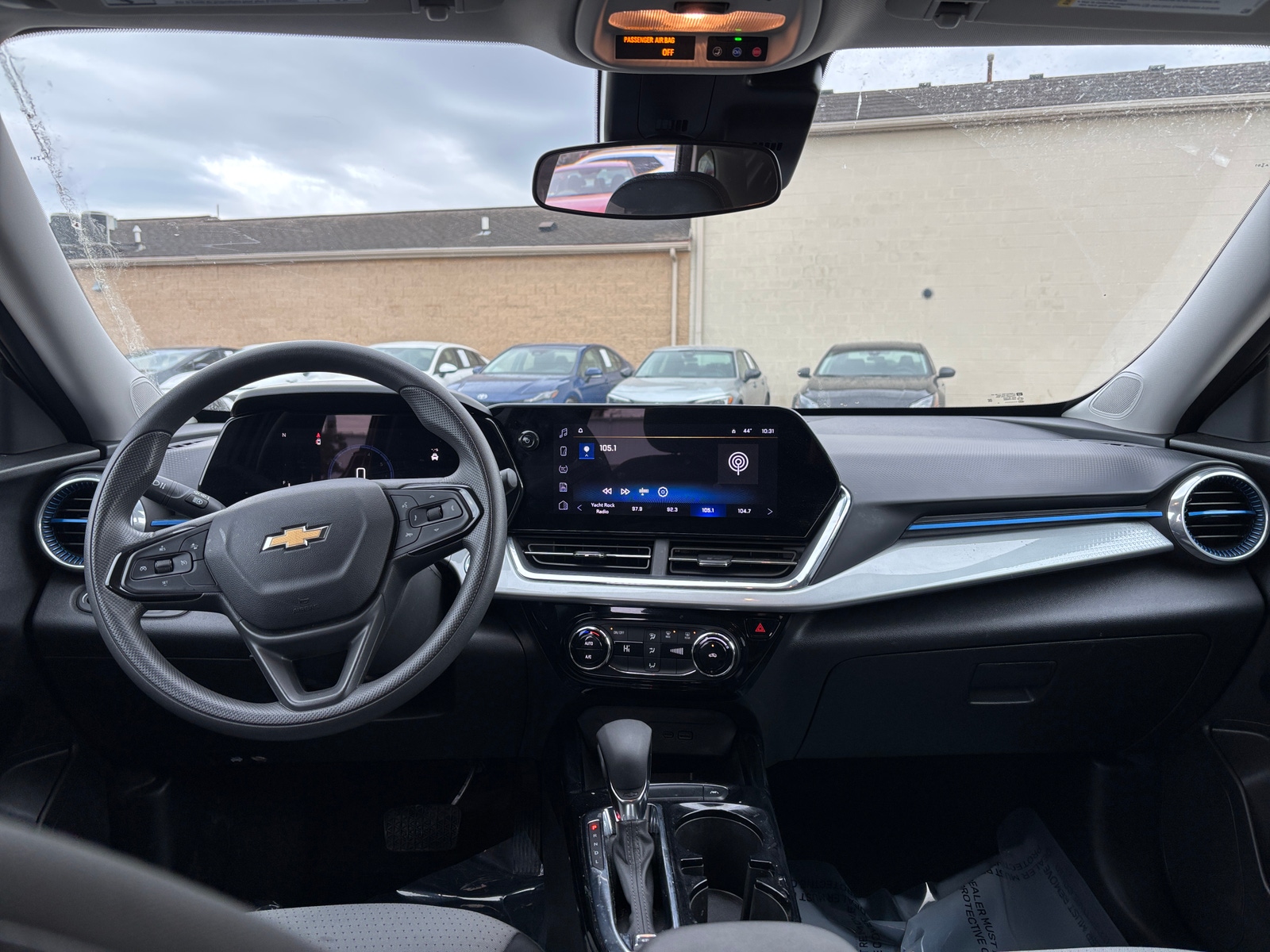 Thumbnail: 2025 Chevrolet Trax - 3