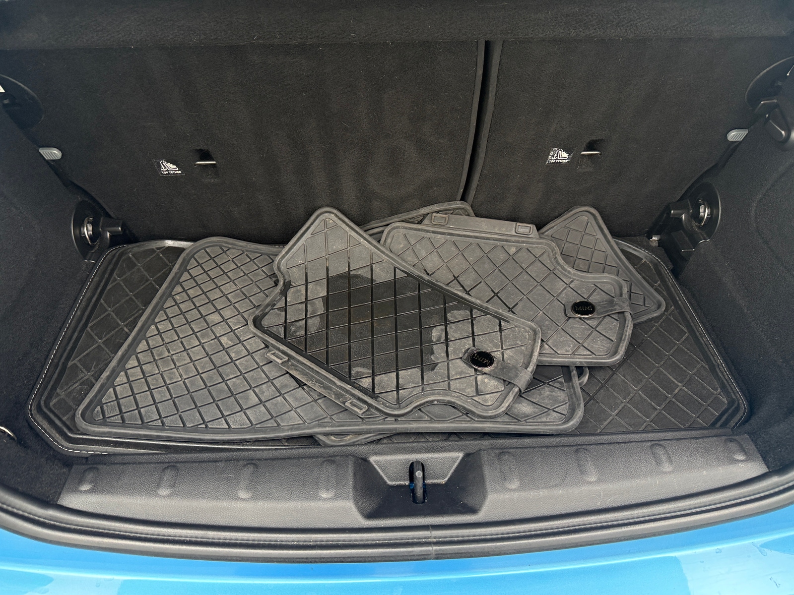 Thumbnail: 2017 MINI Cooper Hardtop - 6