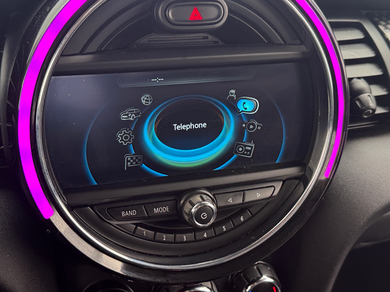 Thumbnail: 2017 MINI Cooper Hardtop - 3