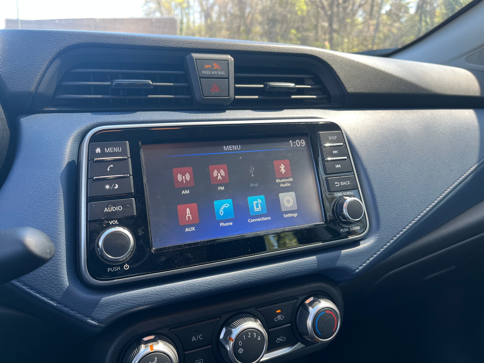 Thumbnail: 2025 Nissan Versa - 4