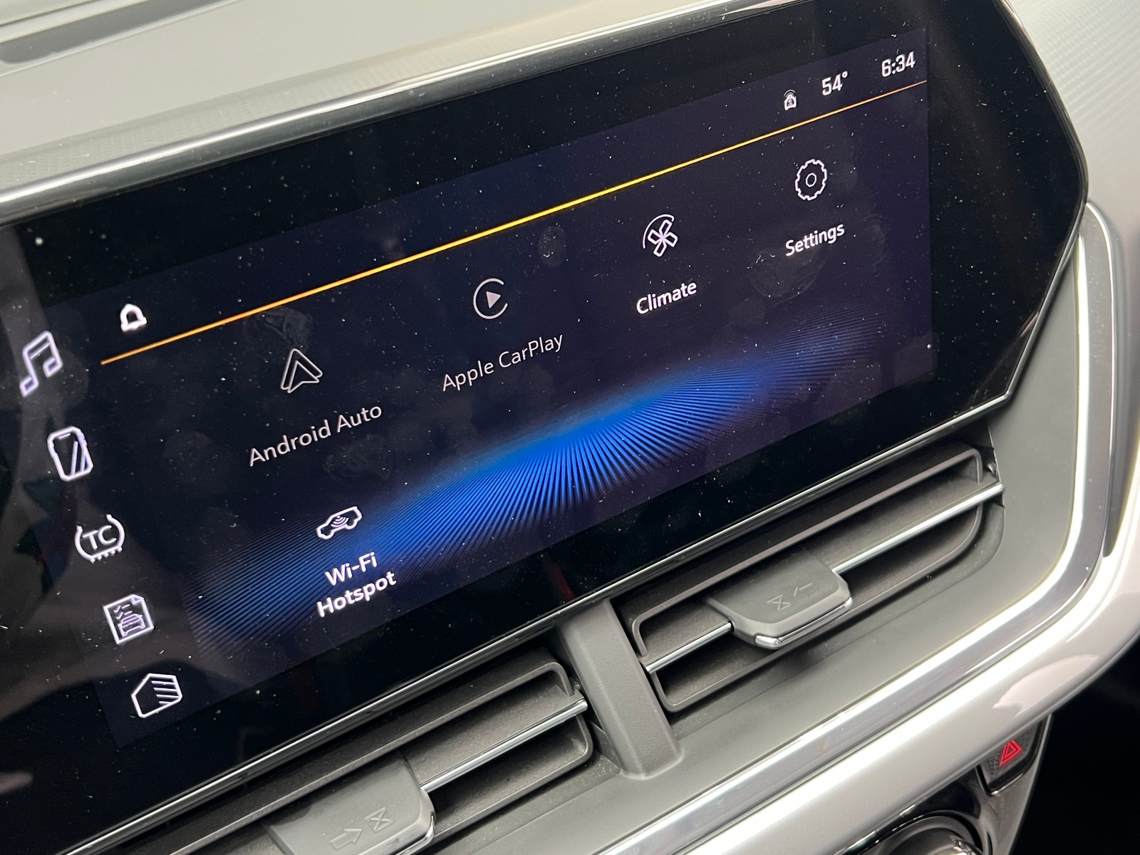 Thumbnail: 2025 Chevrolet Trax - 4