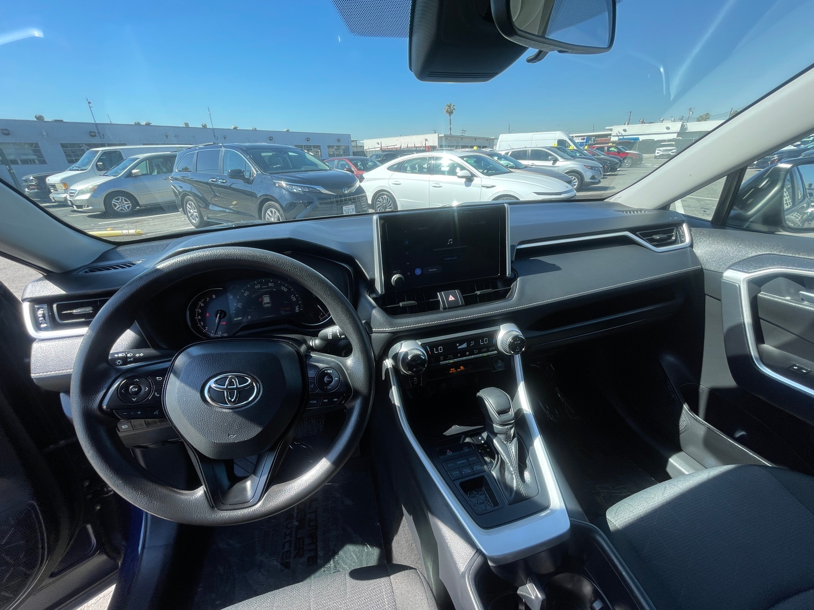 Thumbnail: 2025 Toyota RAV4 - 3