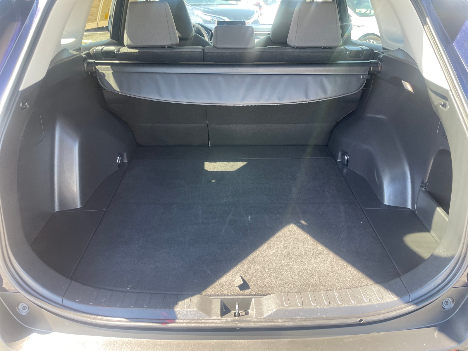 Thumbnail: 2025 Toyota RAV4 - 6