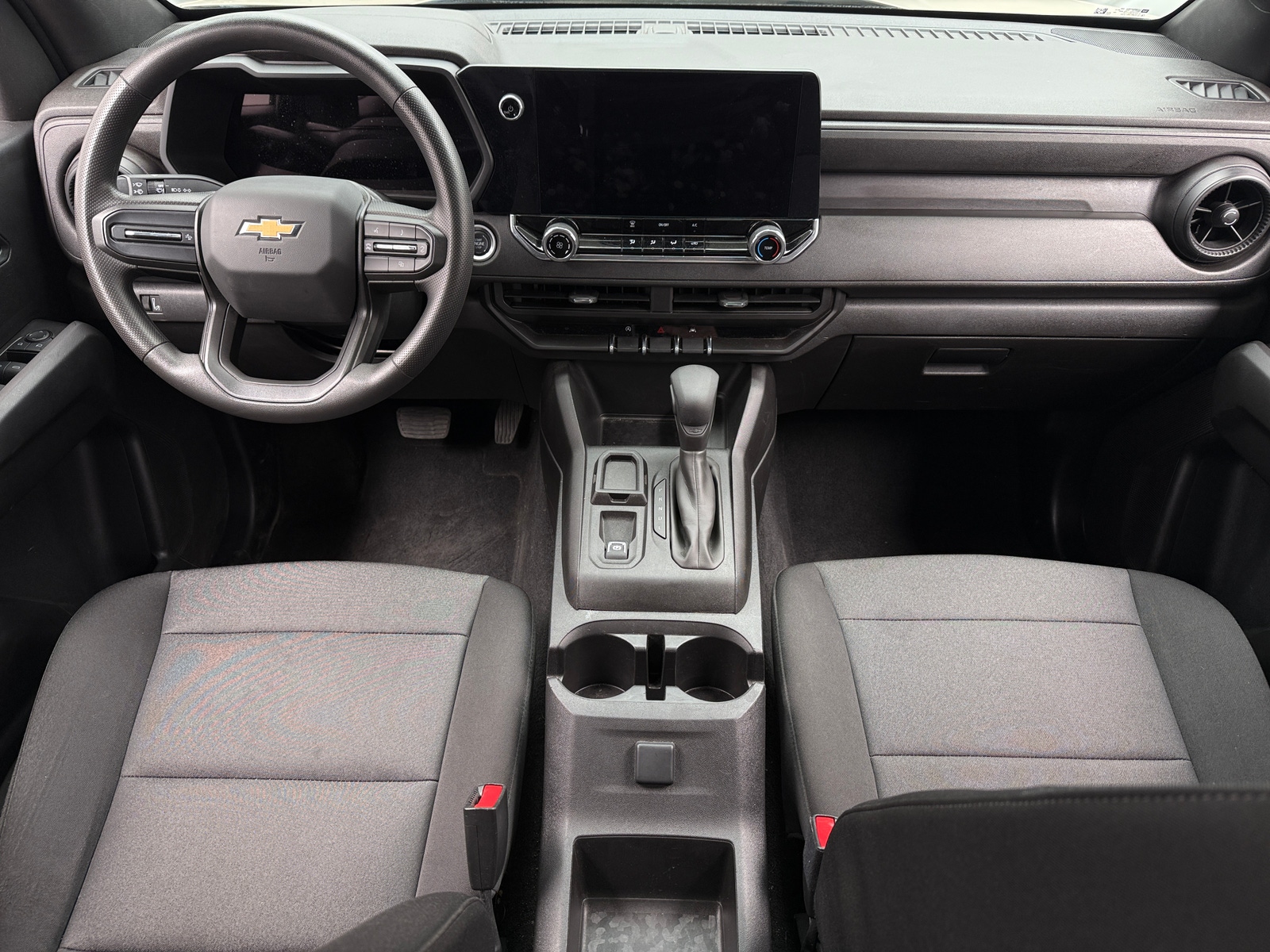 Thumbnail: 2024 Chevrolet Colorado - 3