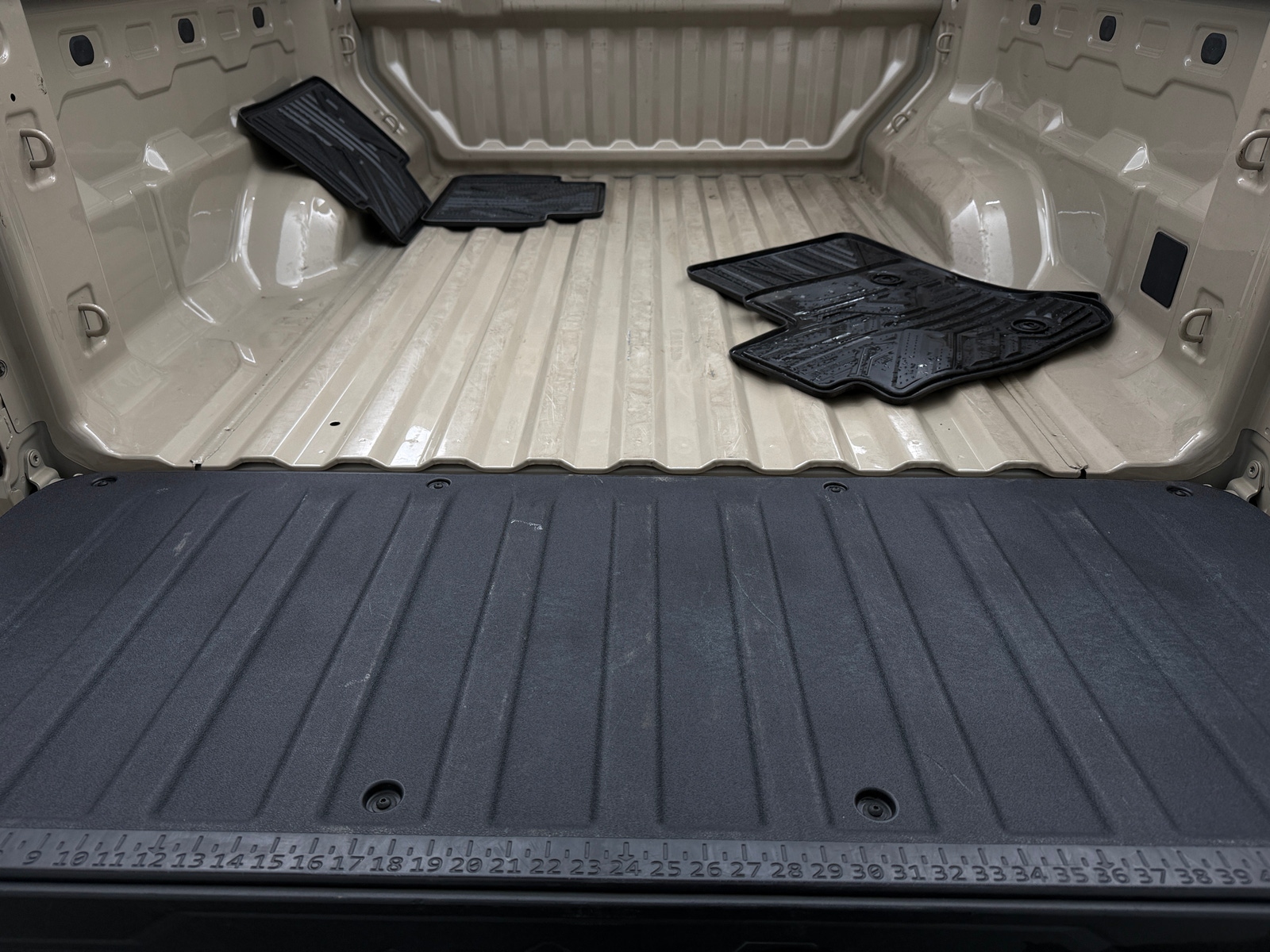 Thumbnail: 2024 Chevrolet Colorado - 7