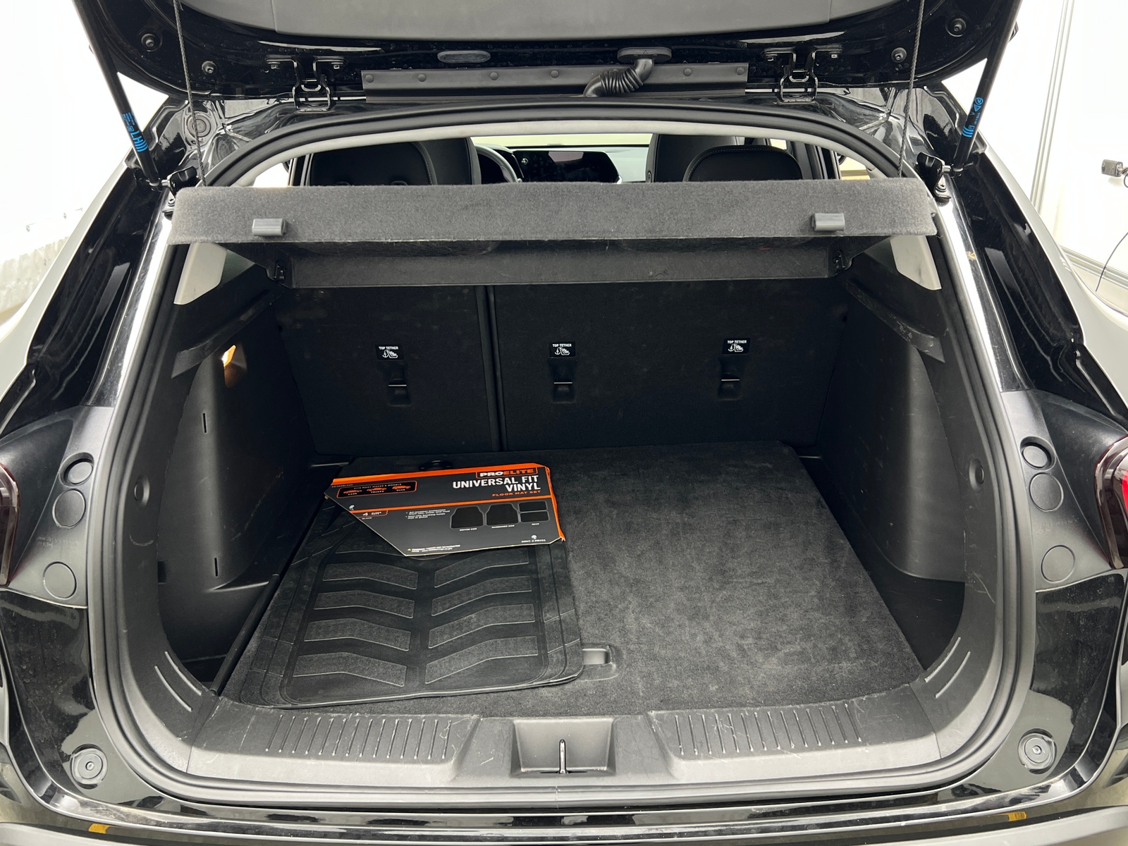 Thumbnail: 2025 Chevrolet Trax - 7