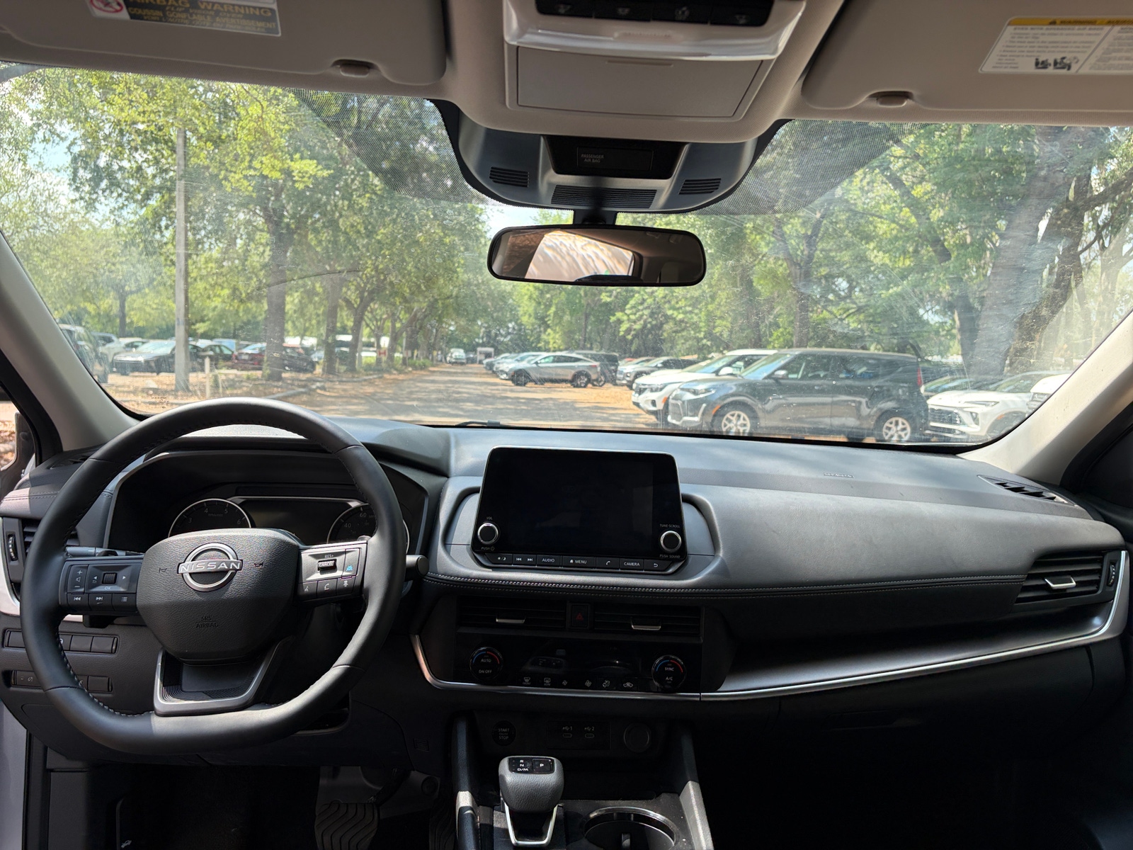 Thumbnail: 2025 Nissan Rogue - 3
