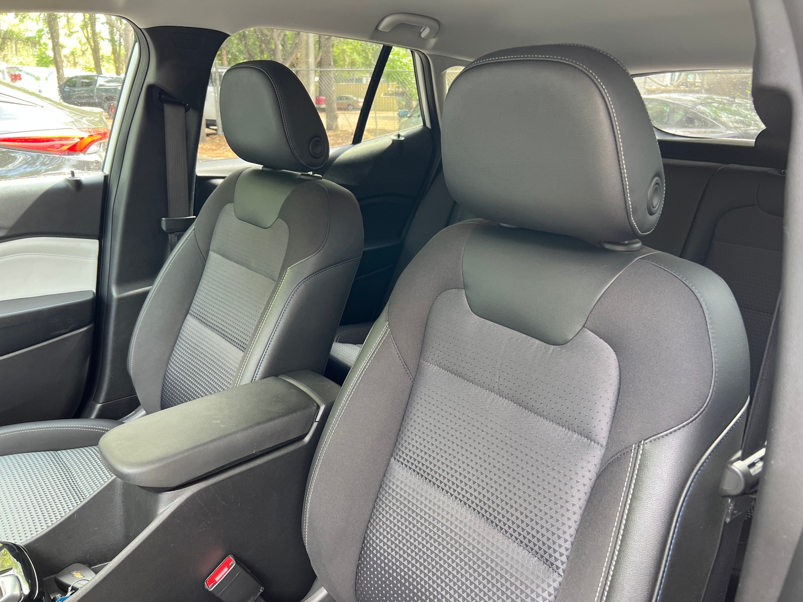 Thumbnail: 2025 Chevrolet Trax - 2