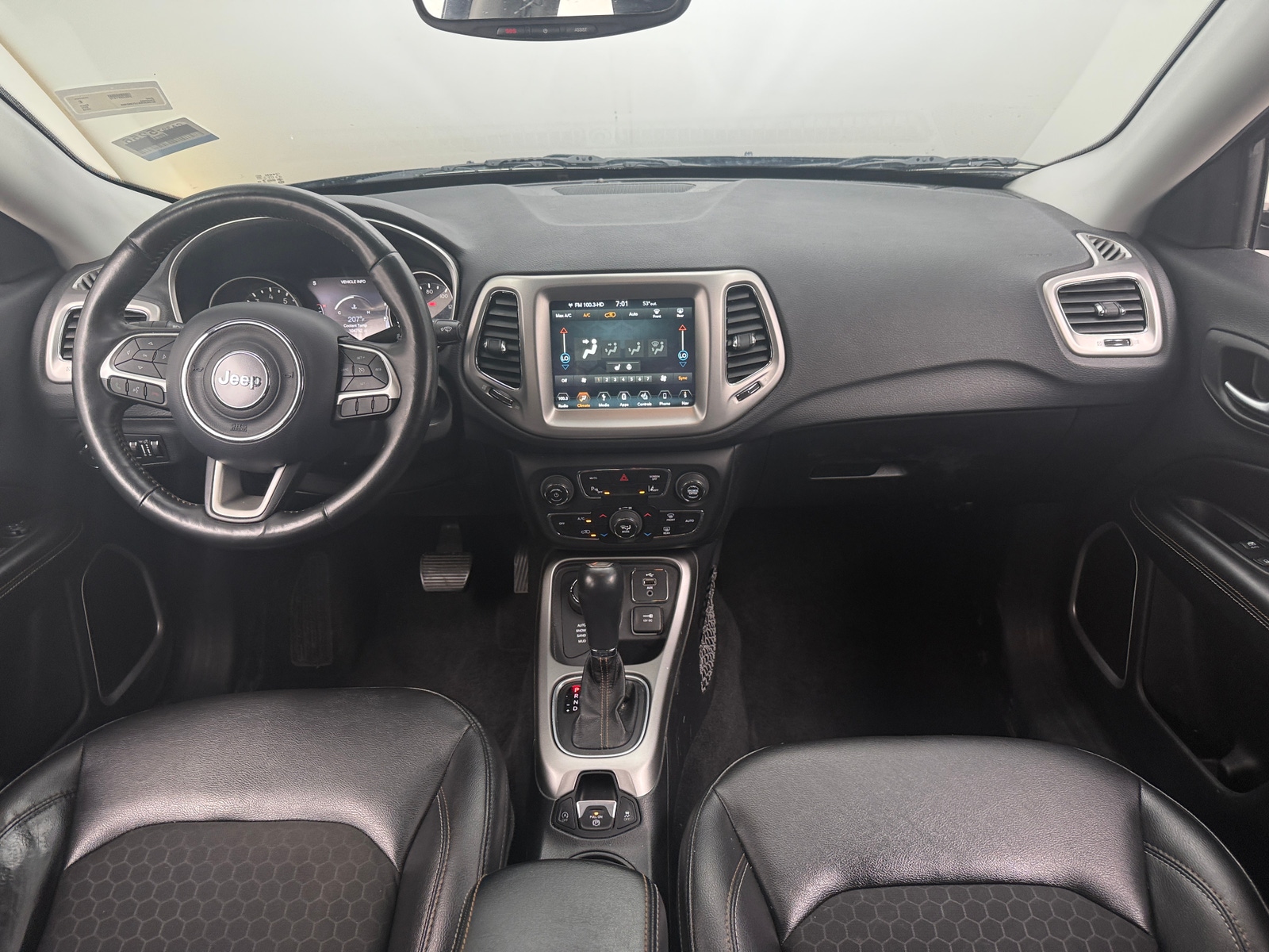 Thumbnail: 2018 Jeep Compass - 3