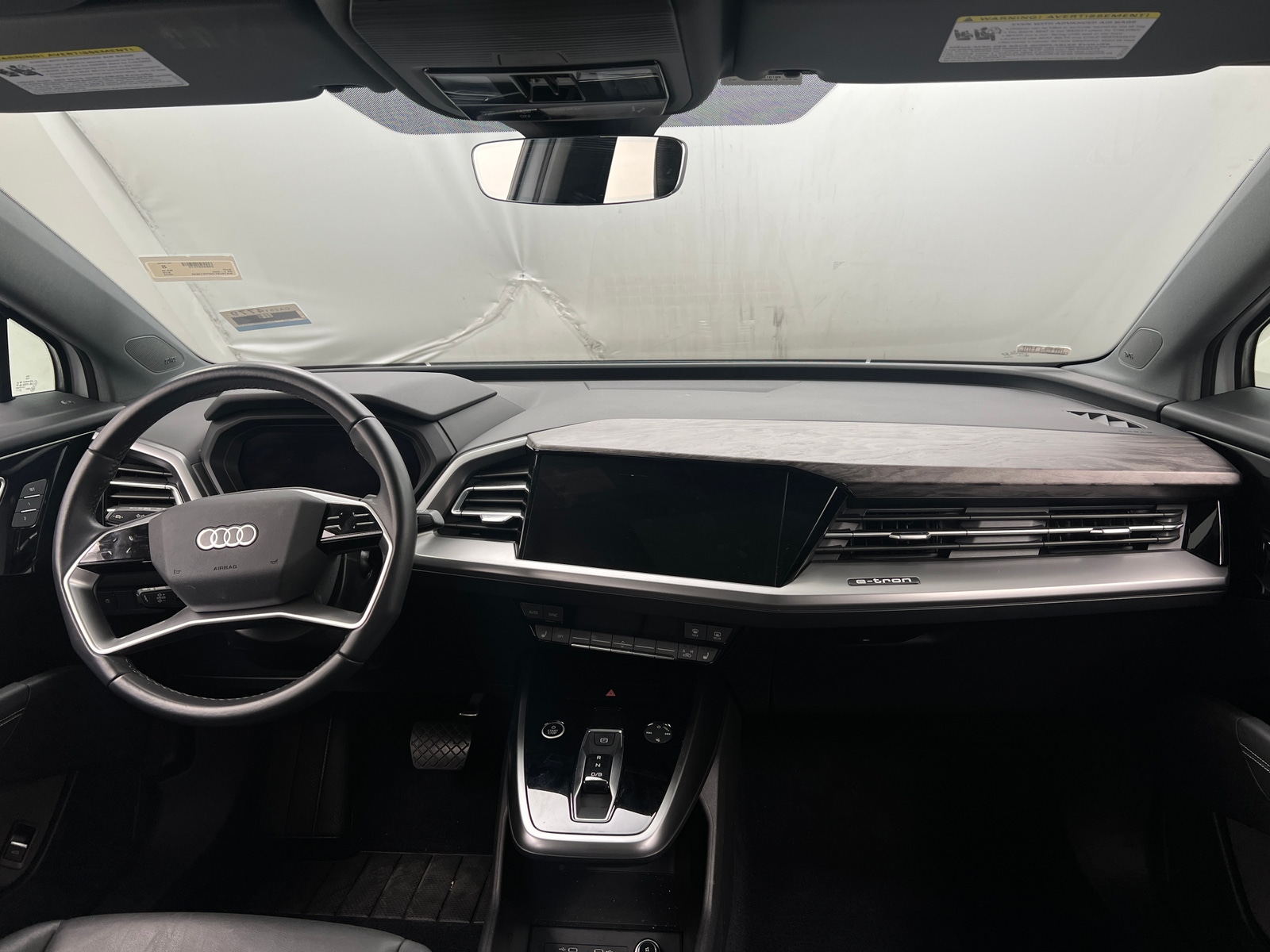 Thumbnail: 2023 Audi Q4 e-tron - 2