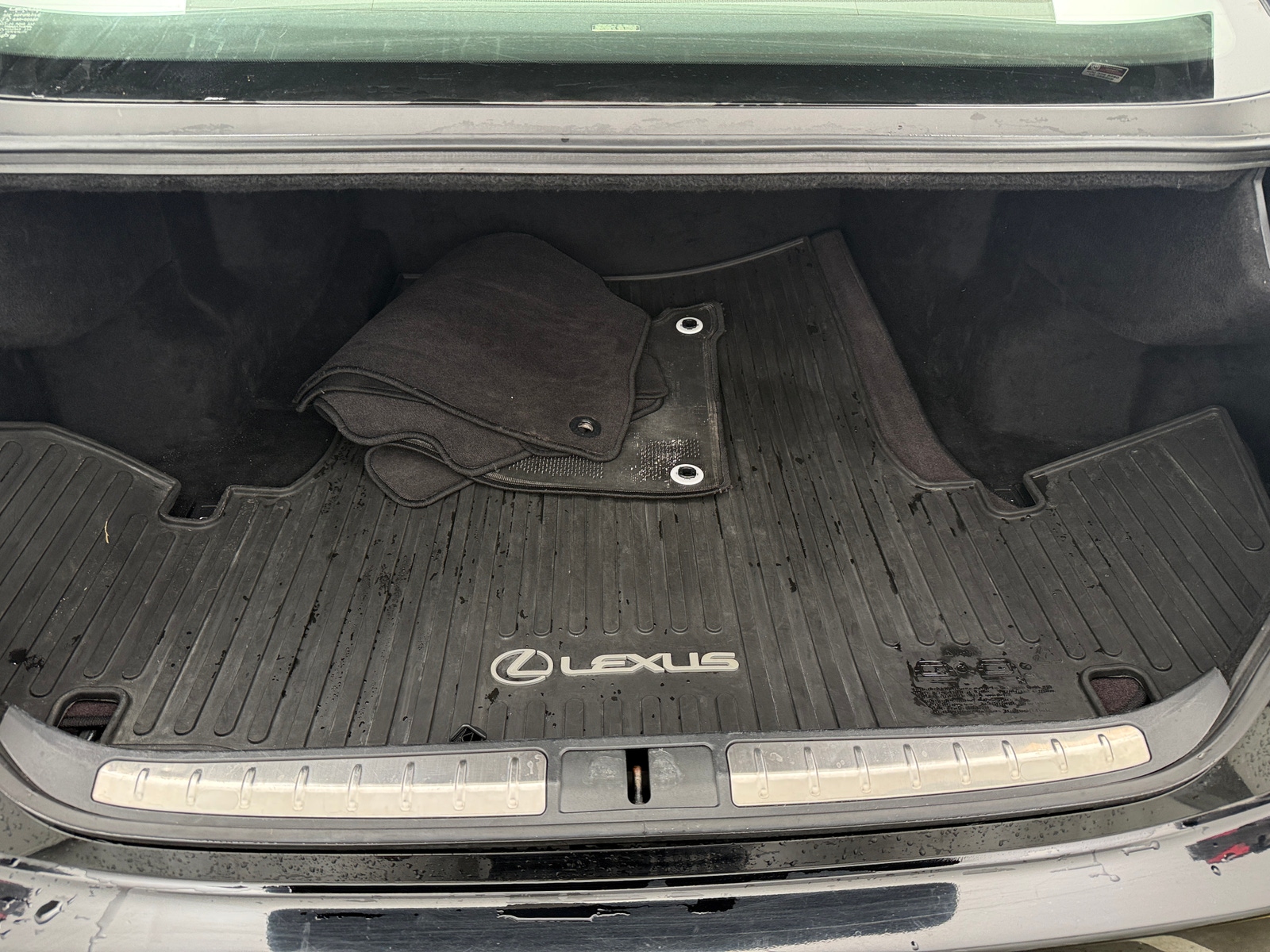 Thumbnail: 2021 Lexus LS - 6