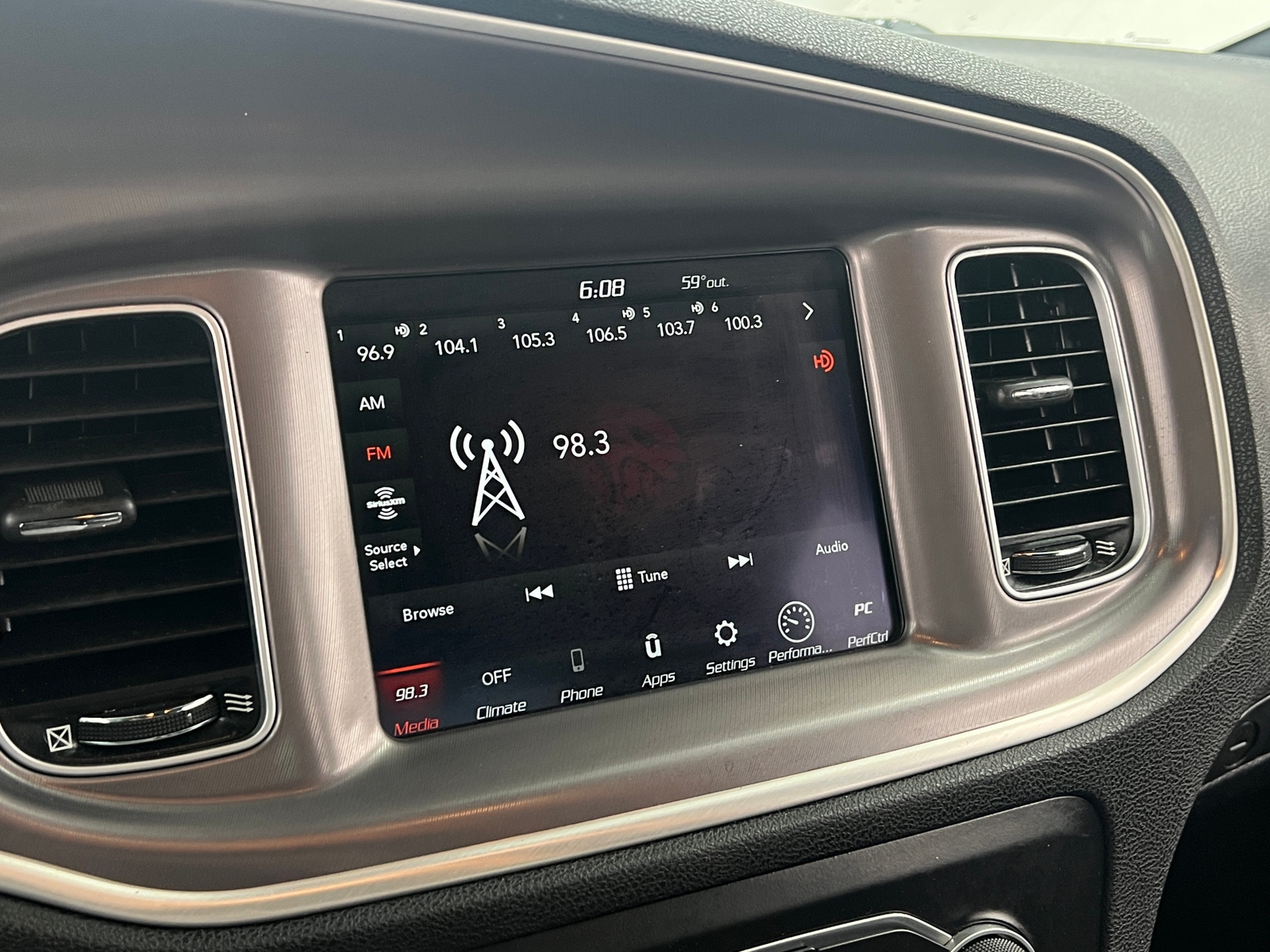 Thumbnail: 2022 Dodge Charger - 4