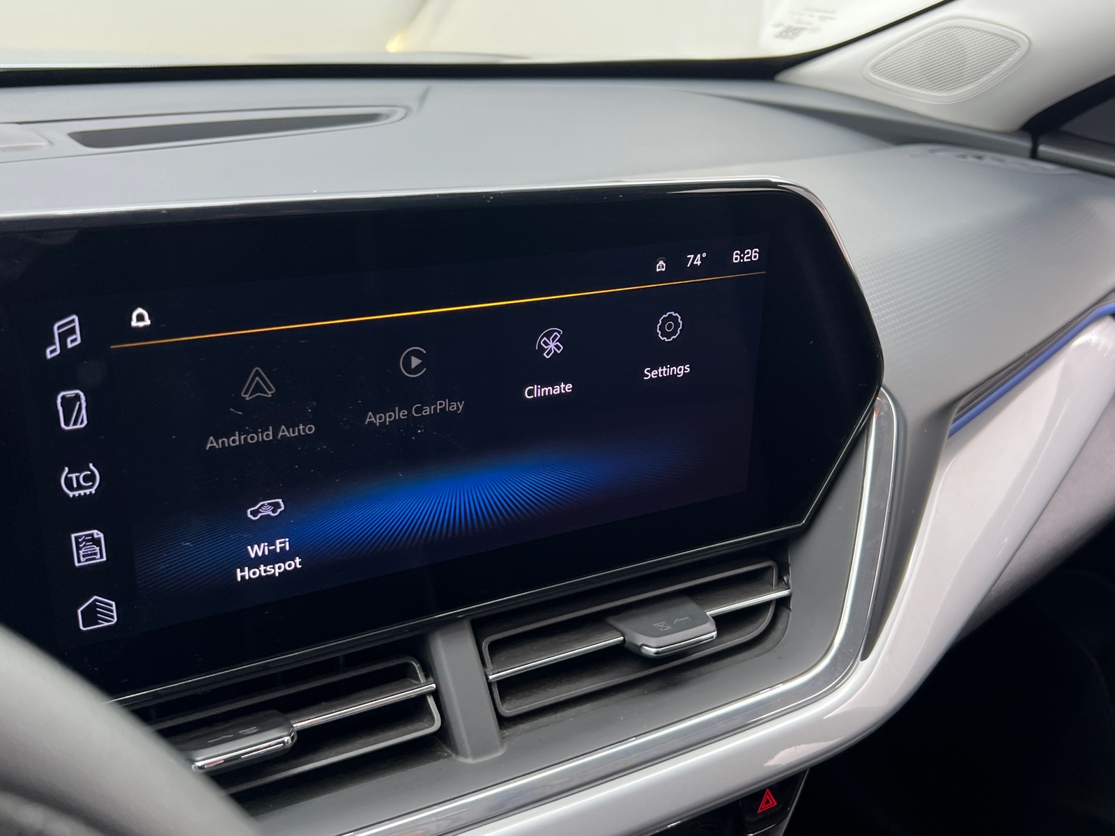 Thumbnail: 2025 Chevrolet Trax - 4