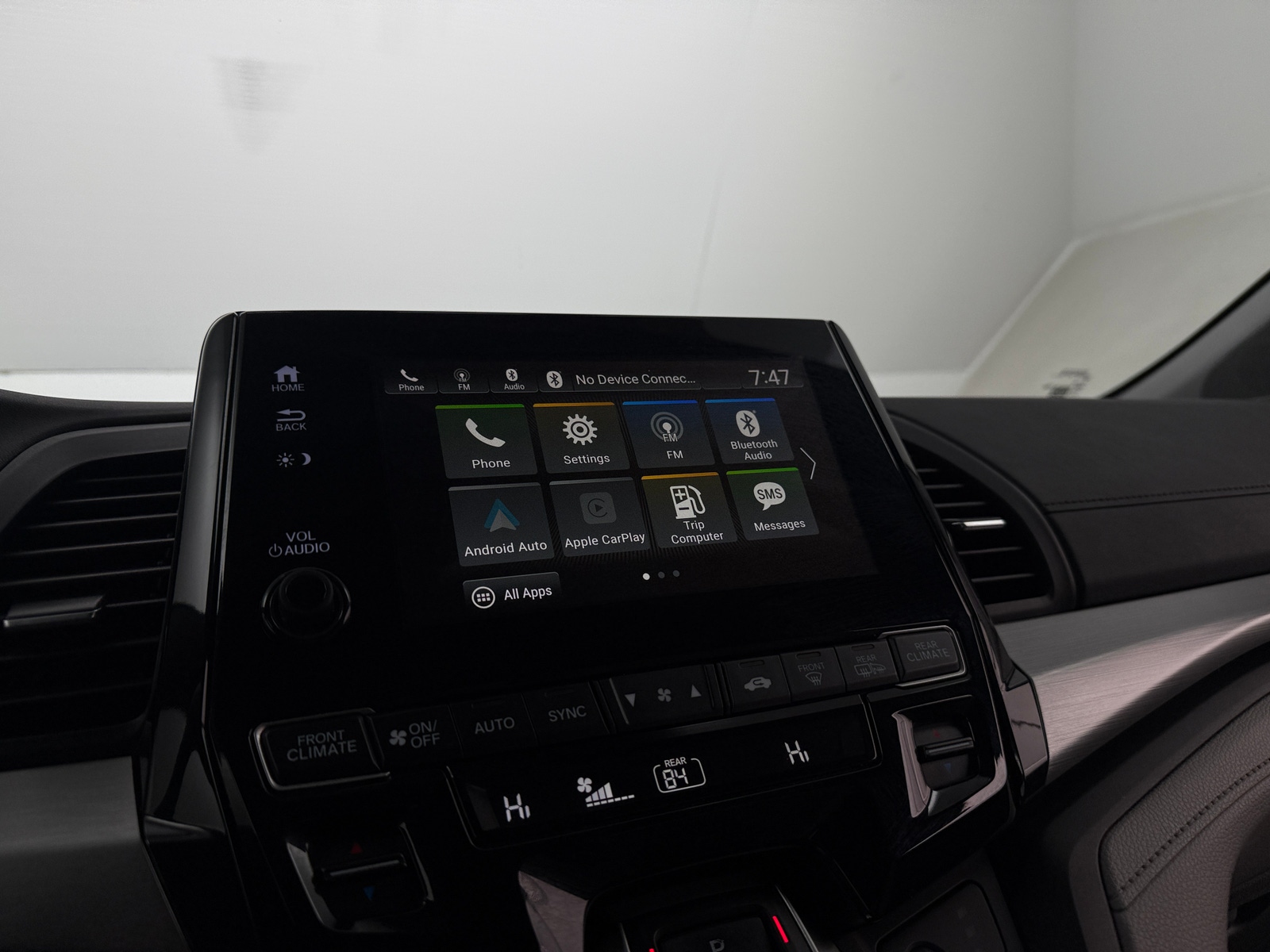 Thumbnail: 2018 Honda Odyssey - 4