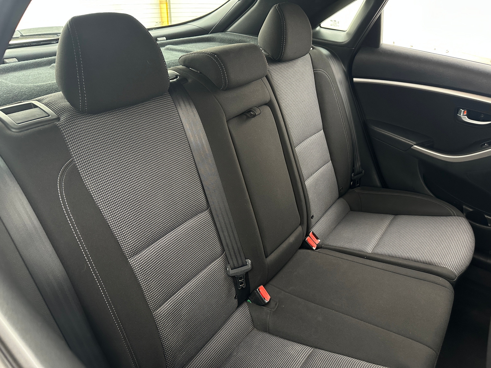 Thumbnail: 2015 Hyundai Elantra - 6