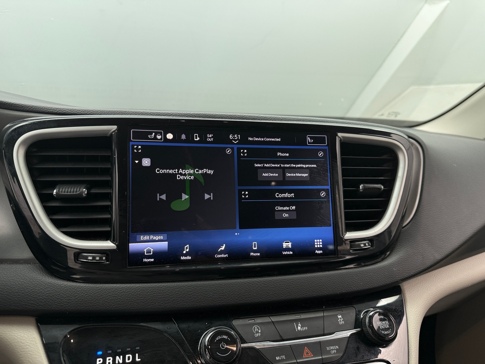 Thumbnail: 2022 Chrysler Pacifica - 3