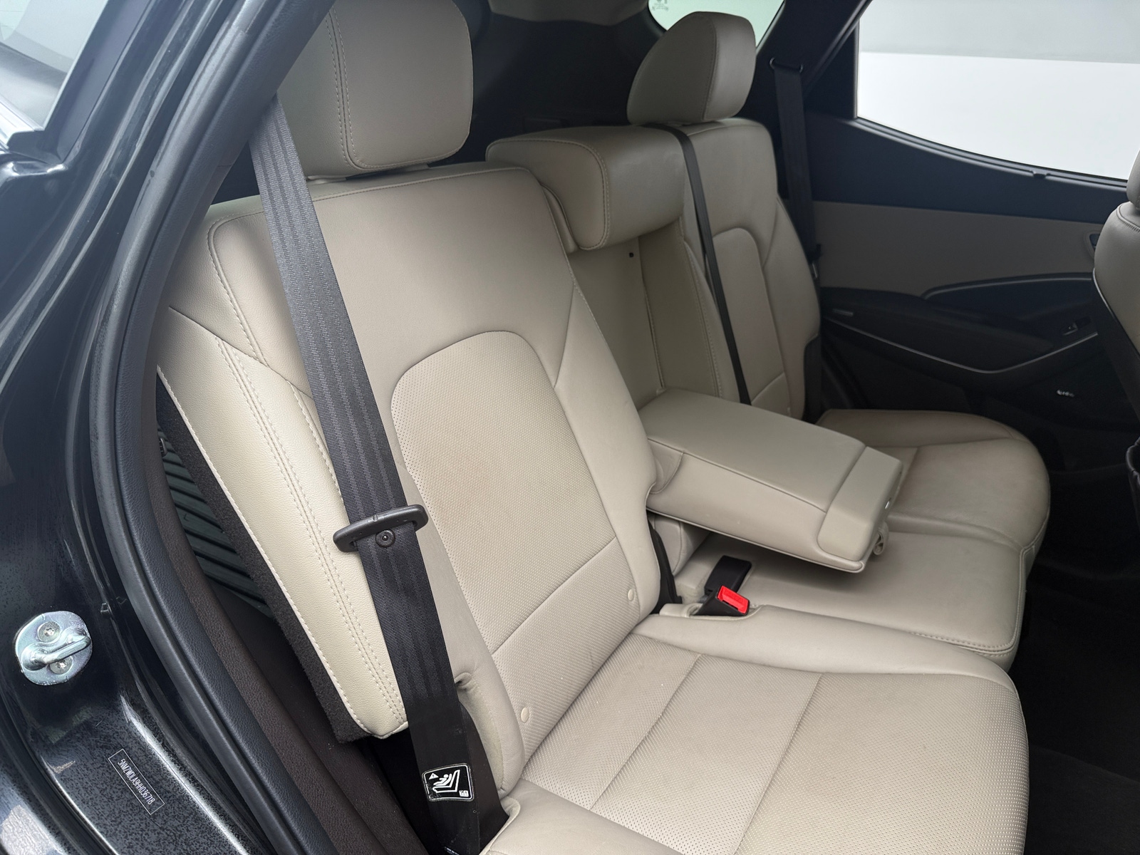 Thumbnail: 2017 Hyundai Santa Fe - 5