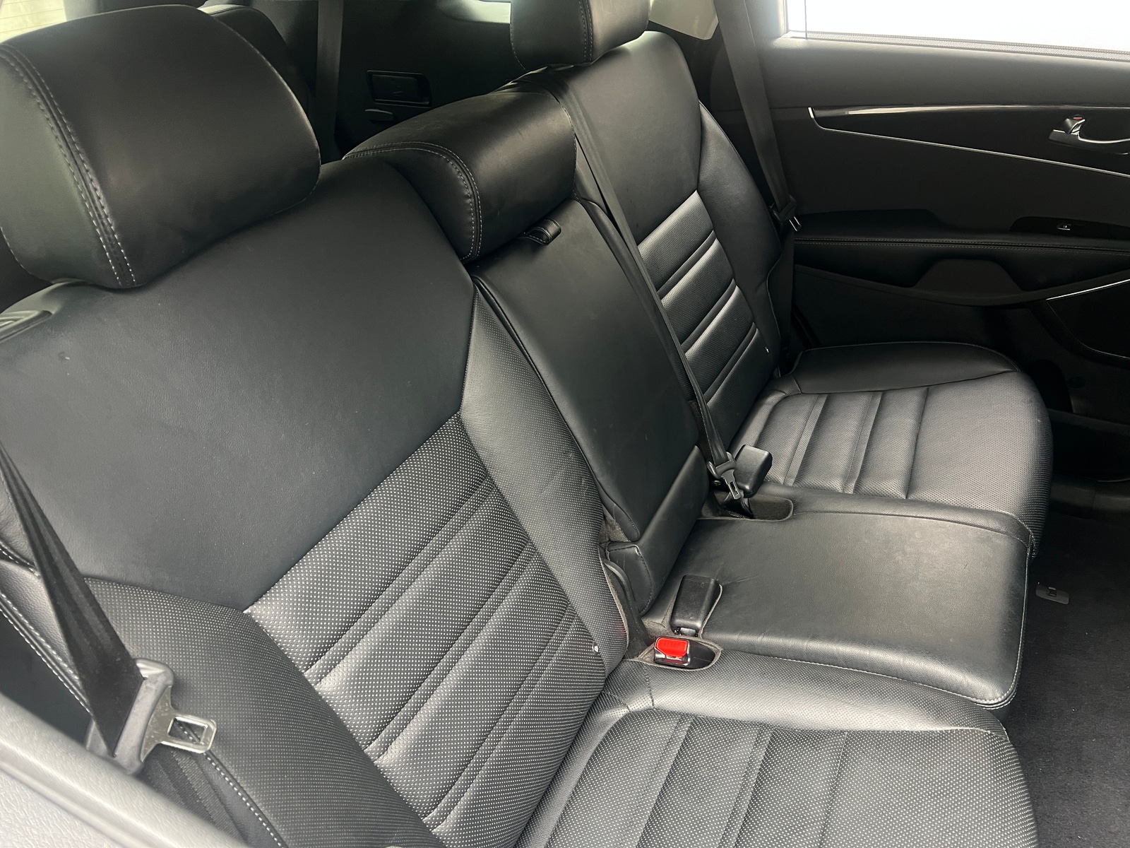 Thumbnail: 2019 Kia Sorento - 5